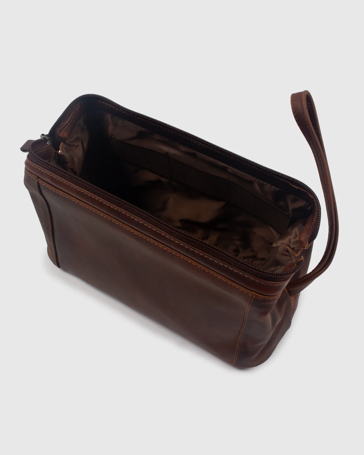 NFFC Brown Leather Banded Wash Bag - Image 5