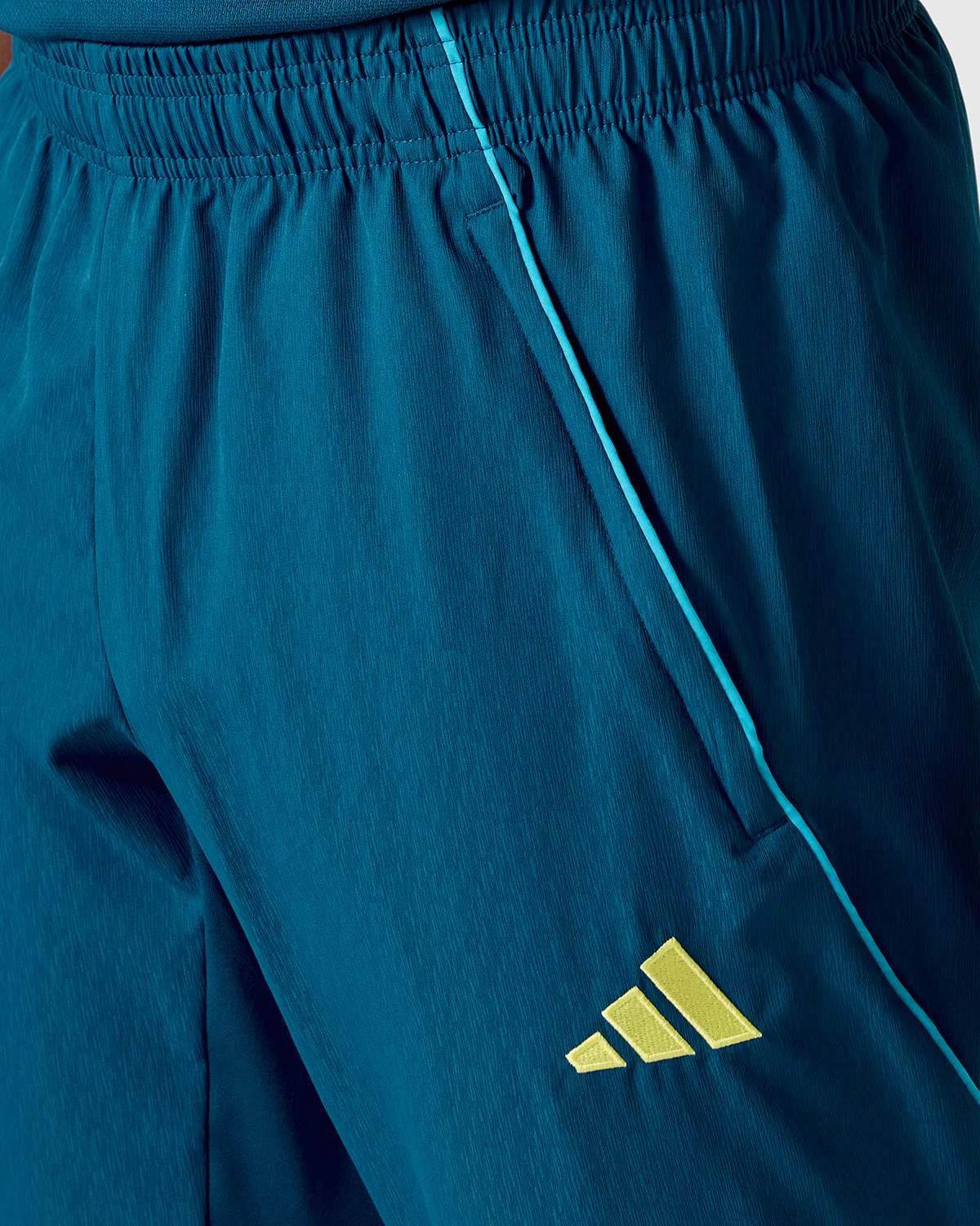 NFFC Junior Coaches Presentation Pants 25/26 - Image 3