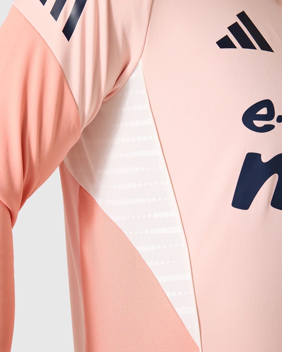 NFFC Travel 1/4 Zip Top 25/26 - Image 7